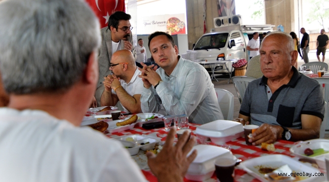 Bornova'da mahalle meclisleri dönemi başlıyor