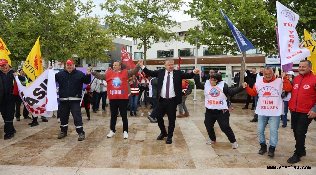 Urla'da işçiye çifte bayram