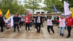 Urla’da işçiye çifte bayram