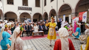 “Zarafetin Dokunuşu” İzmir Meslek Liseleri Drapaj Yarışması Gerçekleştirildi 