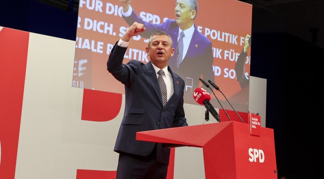 CHP Lideri Özel: "Partimiz Yenilenmiş Liderliğiyle ve Gençlerle Türkiye'nin Geleceğini Temsil Ediyor"