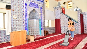 Çiğli'de Camiler Kurban Bayramı'na hazır 