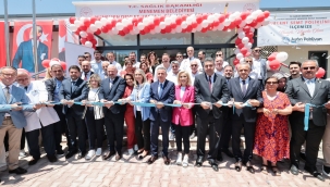 İzmir protokolü Menemen Ulukent Semt Polikliniği açılışında buluştu 