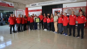 Başkan Helil Kınay’dan AKUT İzmir Ekibine Taziye Ziyareti 
