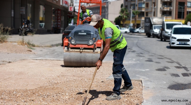 Bayraklı'da asfaltlama seferberliği 