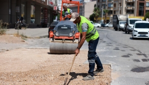 Bayraklı'da asfaltlama seferberliği 