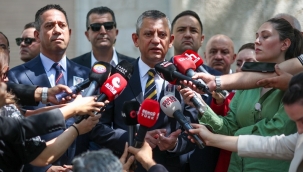 CHP Lideri Özgür Özel: "Komisyon, Anayasa Yapacak Bir Komisyon Değil, Ona Niyetlenen Yanında Bizi Bulamaz" 