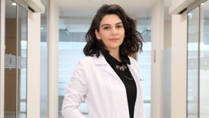 Regl, gebelik, menopoz... Diş etleri bu süreçlerden etkileniyor! 