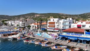 Büyükşehir'den Foça'ya kamusal dokunuş 