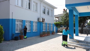Çeşme Belediyesi'nden Yeni Eğitim-Öğretim Yılı Öncesi Büyük Temizlik 