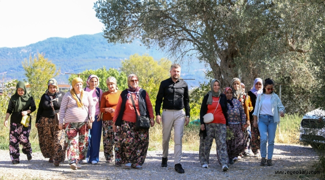 Başkan Görkem Duman: "Ürettikçe yaşamı güzelleştiren tüm kadın çiftçilerin yanındayız" 