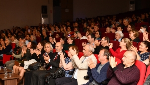 Çiğli’de Duygu Dolu Gece: Aşık Veysel türkülerle anıldı 
