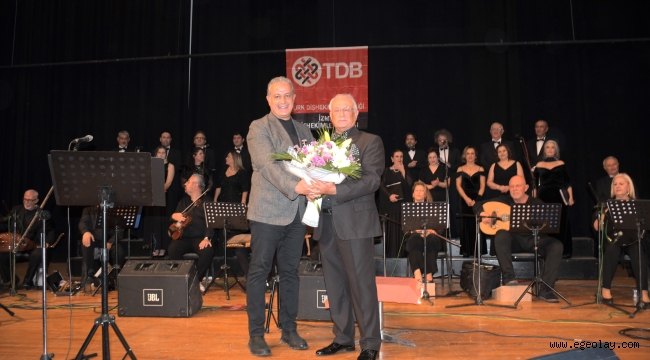 İZDO Türk Sanat Müziği Korosu'ndan Unutulmaz Konser 
