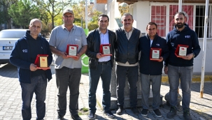 Muhtardan temizlik emekçilerine anlamlı jest 