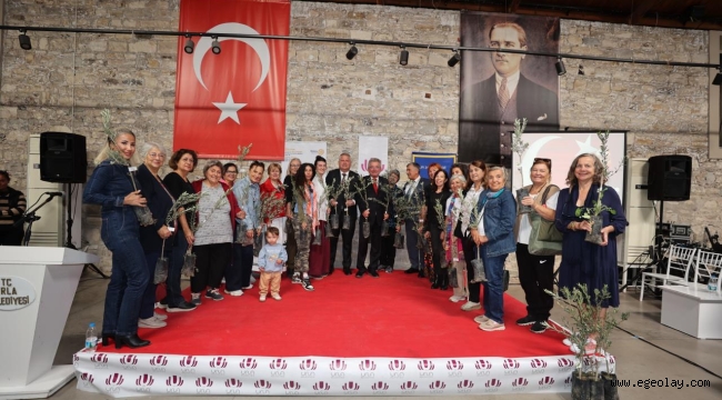 Tarımın görünmez kahramanları; çiftçi kadınların günü Urla'da kutlandı 