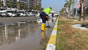 Çiğli Belediyesi Fırtına ve Sağanağa Karşı Seferber Oldu 