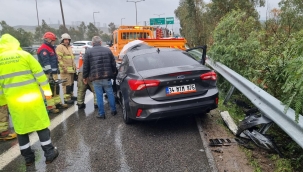 İtfaiye ekiplerinden zincirleme trafik kazasına hızlı müdahale 