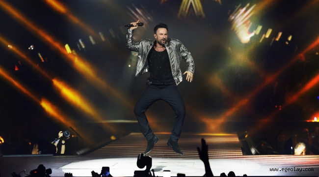 Tarkan'dan Eşine ve Kızına Duygusal Sözler