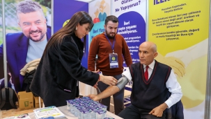 Buca Belediyesi yaşlı dostu hizmetlerini tanıttı 