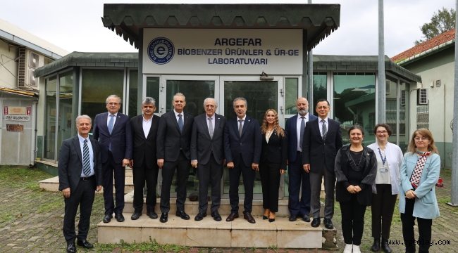 Ege İhracatçı Birlikleri'nden Ege Üniversitesinin laboratuvar altyapısına stratejik bağış 