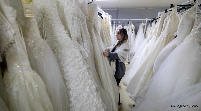 Gelinlik hayali İzmir'de ücretsiz gerçek oluyor 