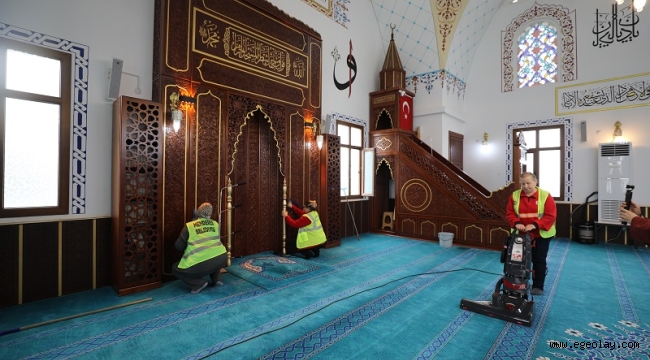 Menderes’te Camiler Tertemiz