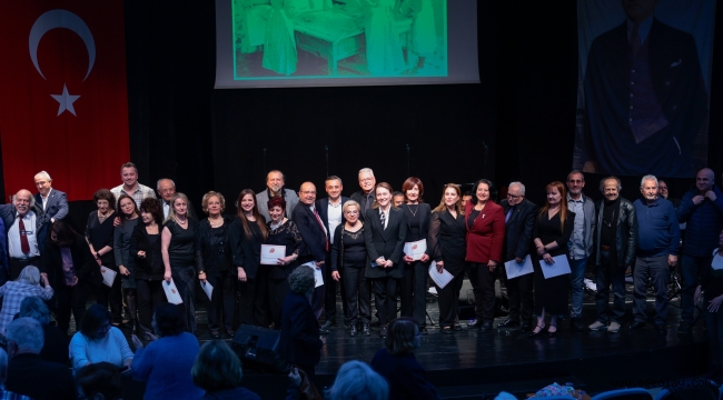 Mutlu: Aydınlanma meşalesi İzmir'de hiç sönmeden yanmaya devam edecek 