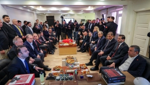 Özgür Özel ve Başkan Tugay Hatay'da 