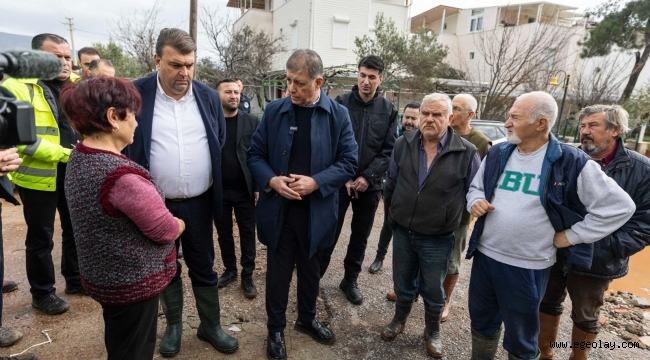 Seferihisar'da sel mağdurlarına ekonomik yardım 