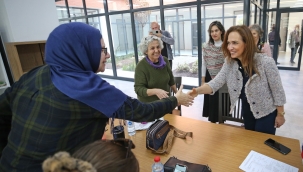 Yüzlerce Karşıyakalıya ücretsiz kurs hizmeti 