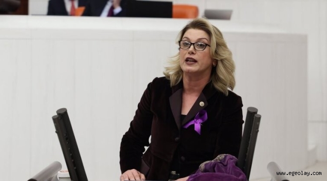 Asu Kaya: "2 Günde 5 Kadın Erkekler Tarafından Katledildi" 