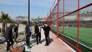 Bayraklı'da Ferdi Zeyrek Spor Kompleksi'nde Çalışmalar Sona Yaklaştı 