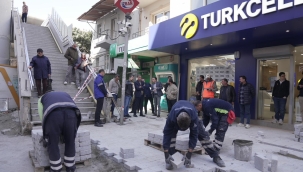 Bayraklı Sevgi Yolu'nda yoğun tempo 