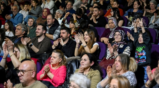 Bornova'da 8 Mart'a güçlü mesaj 