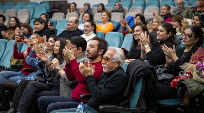 Bornova'da Aşk Şarkıları Gecesi 
