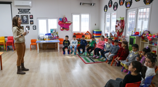 Buca'da "Okuyan Bir Gelecek" projesi tüm hızıyla sürüyor 