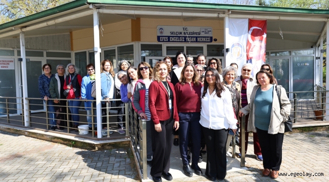 İzmir Büyükşehir Belediyesin'den Kadınlara Sağlık Eğitimi