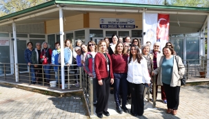 İzmir Büyükşehir Belediyesin'den Kadınlara Sağlık Eğitimi