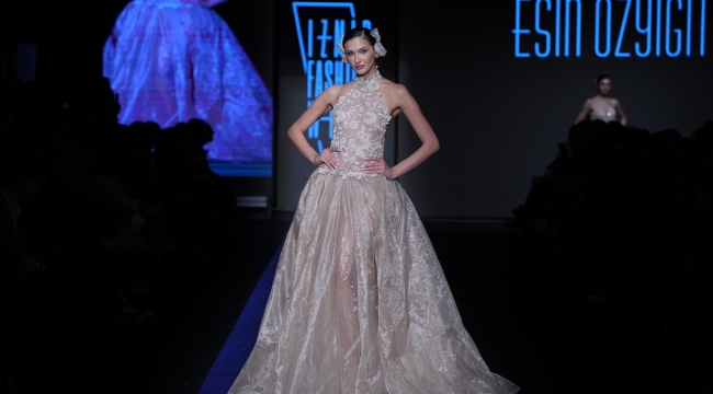İzmir Fashion Week 4 günlük moda maratonunun ardından sona erdi