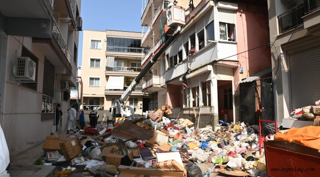 Karabağlar Belediyesi'nden Çöp Evle İlgili Açıklama 
