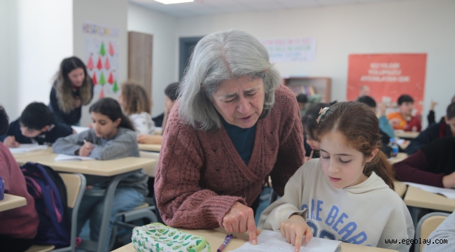 Konak'ta fark yaratan proje: PERGEL ile Konaklı çocuklara güçlü gelecek 