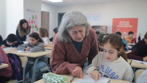 Konak'ta fark yaratan proje: PERGEL ile Konaklı çocuklara güçlü gelecek 
