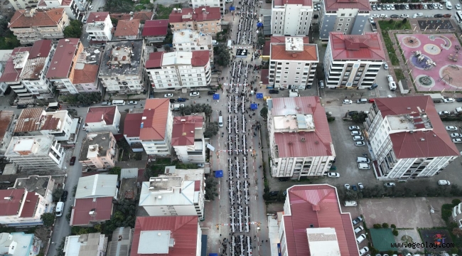 Torbalı'da 3 Bin Kişi Aynı Sofrada Buluştu 