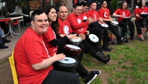 +1 Down Kafe'de anlamlı buluşma 