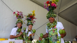 15. Uluslararası Alaçatı Ot Festivali'nde stantlar açıldı, yarışmalar ve etkinlikler hafta sonu boyunca sürüyor 
