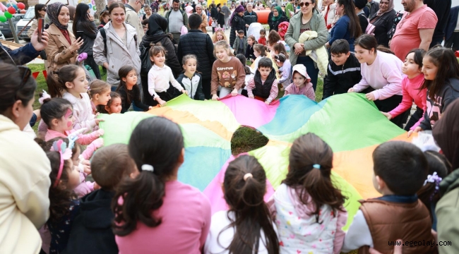 Bayraklı'da Çocuk Kitap Şenliği Yoğun İlgi Gördü 