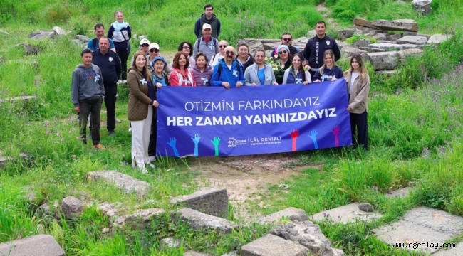 Çeşme Belediyesinden otizm farkındalık yürüyüşü 