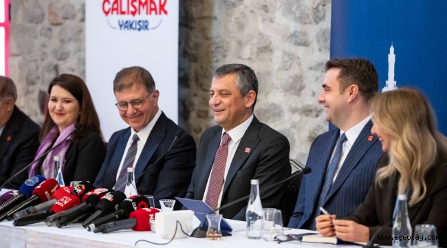 İzmir'de CHP ve Roman yurttaşlar aynı masada 