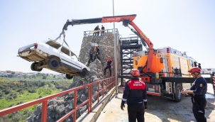 İzmir İtfaiyesi'nde "özel kuvvet" eğitimi 