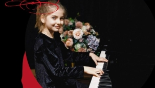 8 Yaşındaki Piyanist Elif Ertan'dan Uluslararası Başarı 